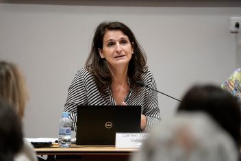 Carmen Tomás-Valiente en su ponencia "Los límites en el derecho de la eutanasia"